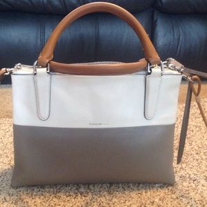🎉Host Pick🎉 Coach mini Broughbag