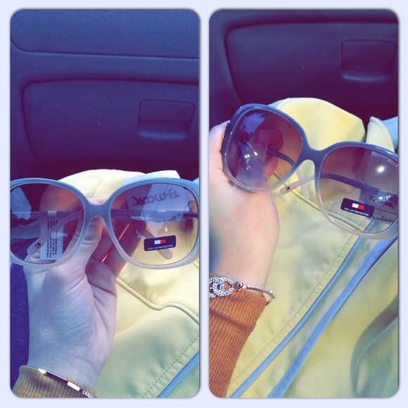 Tommy Hilfiger Sunglasses