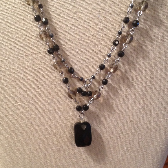 2 necklaces - Picture 3 of 3