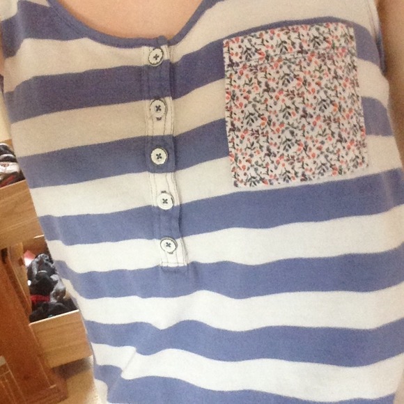 Tank top - Picture 2 of 2