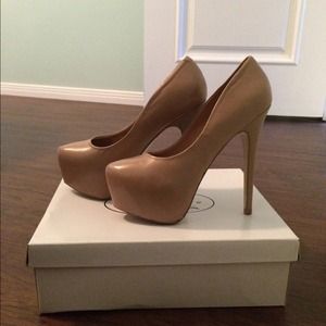 Steve Madden 8.5 Shoes