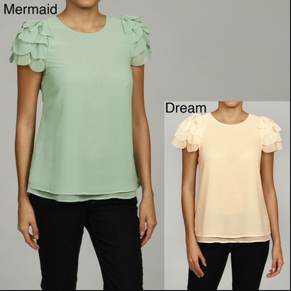 RUFFLED SHORT SLEEVE BLOUSE - Picture 1 of 4