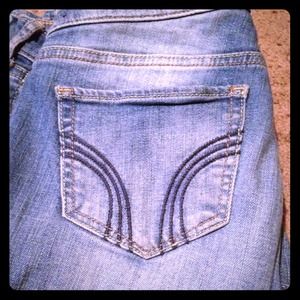 Hollister Jeans size 7 fits like 6