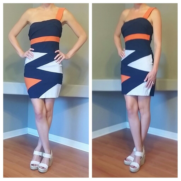 BCBGeneration Dresses & Skirts - 🆕🔗BCBG Bodycon Dress