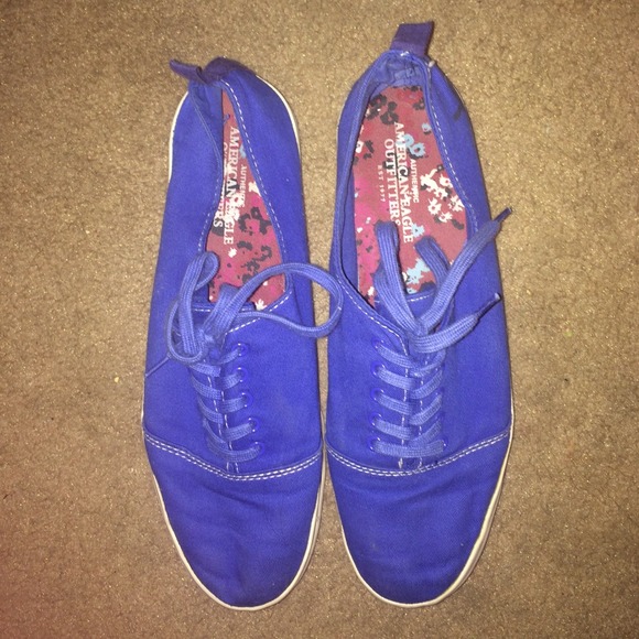 ‼️FLASH SALE‼️ Royal Blue American Eagle Shoes - Picture 2 of 4