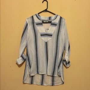 Old navy pullover shirt