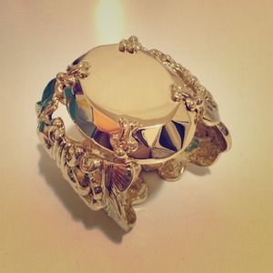 Anna Dello Russo at H and M Baroque statement cuff