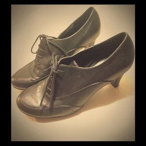 Covington Heels