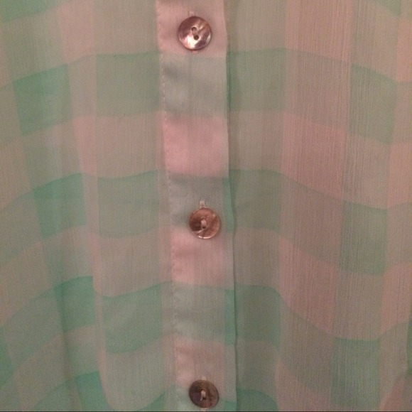 Top - Picture 2 of 2