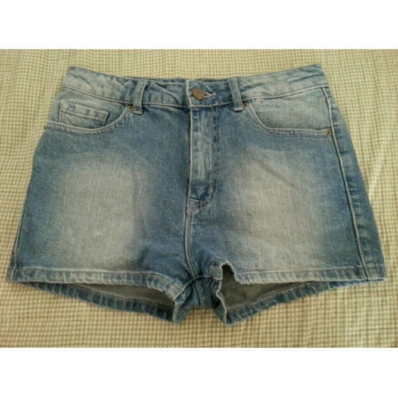 Highwaisted BDG shorts