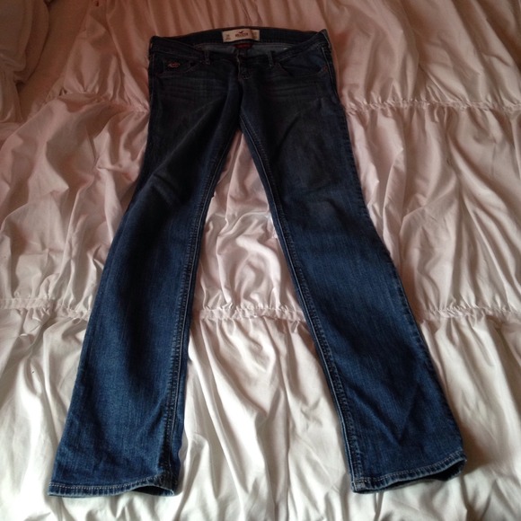 Hollister Jeans - Picture 2 of 3
