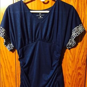 New York and Co. dressy tee