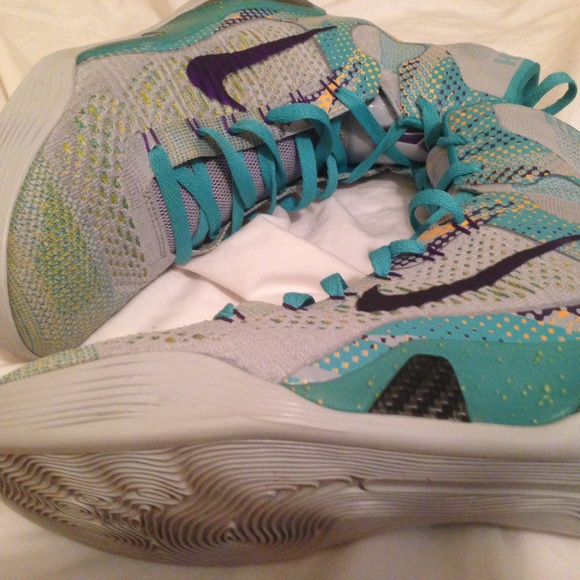 100 authentic kobe 9 eliet hero - Picture 1 of 1