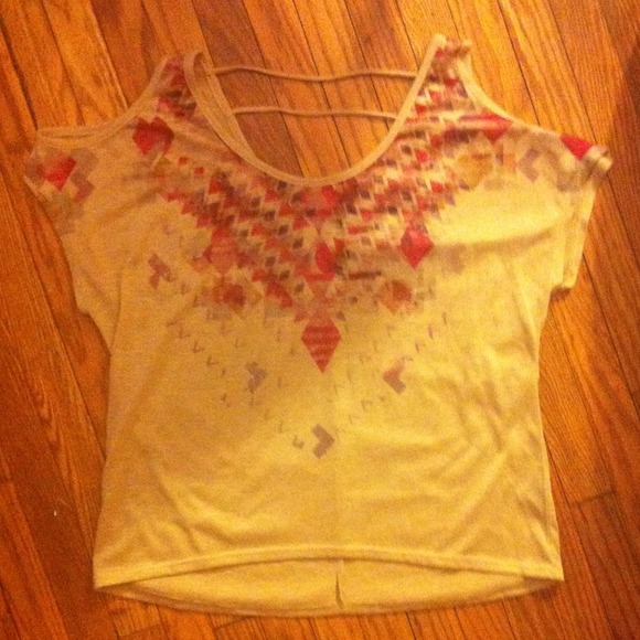 In style shirt!!!