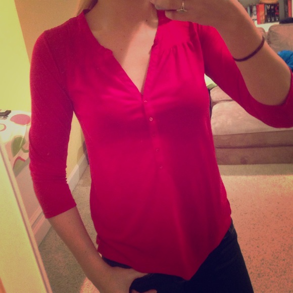 🔵SOLD🔵Red top with buttons