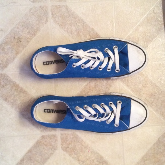 Blue converse