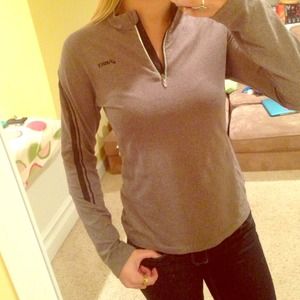 🔵SOLD🔵Gray Asics running jacket
