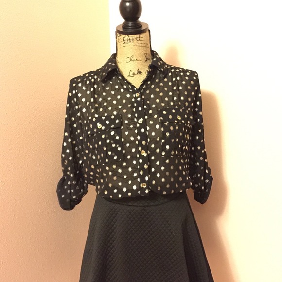 Black and gold top
