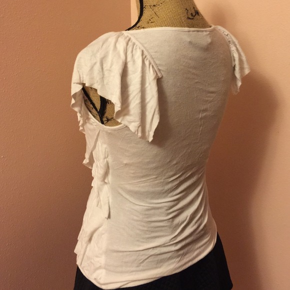 White top - Picture 3 of 4