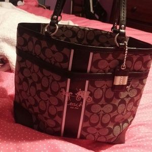 Coach heritage strip tote