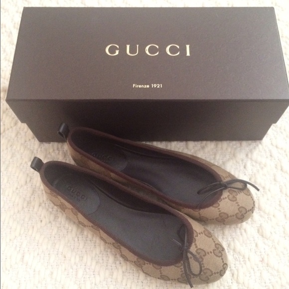 Gucci Shoes - SOLD! Gucci Ali Canvas & Leather Ballet Flats GG