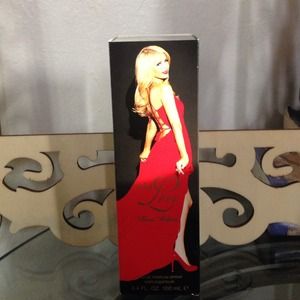 Paris Hilton perfume