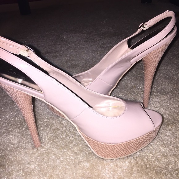 High heels ❤️❤️❤️ - Picture 2 of 3