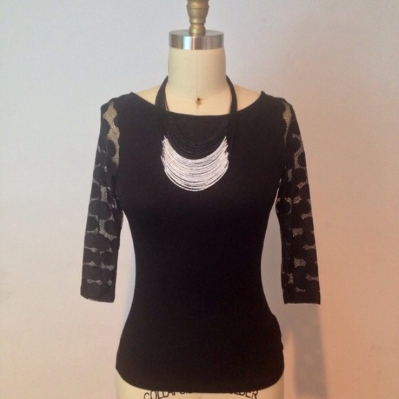 🔥SALE🔥NWT Sheer Polka-dot Top - Picture 2 of 4