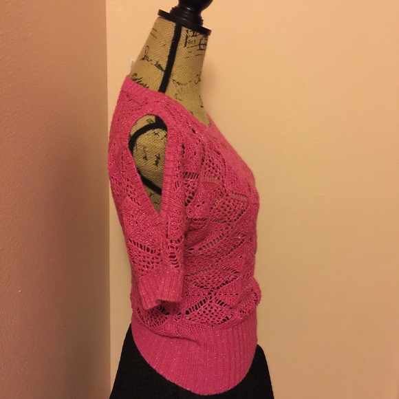 Pink top - Picture 2 of 3