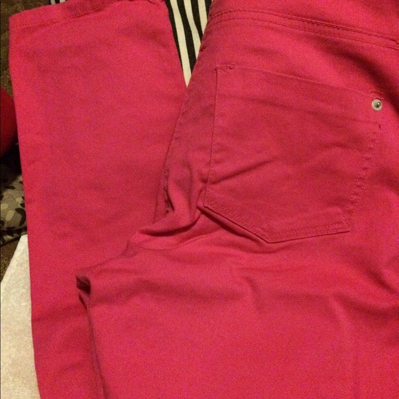 DONATED - Picture 3 of 3