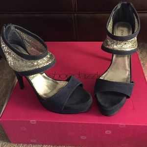 Navy Blue & Silver Mesh heels Sz.8