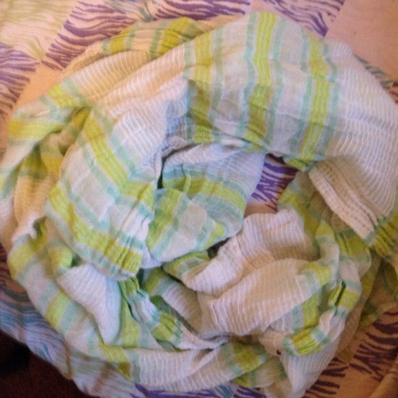 American eagle circle scarf