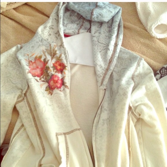 BUNDLE
