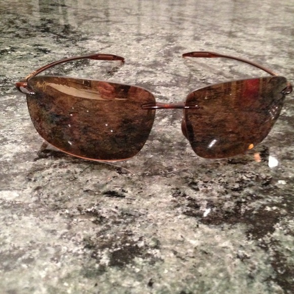Maui Jim Breakwall sunglasses NWT