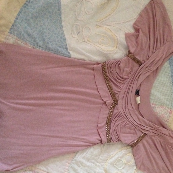 Top - Picture 2 of 3