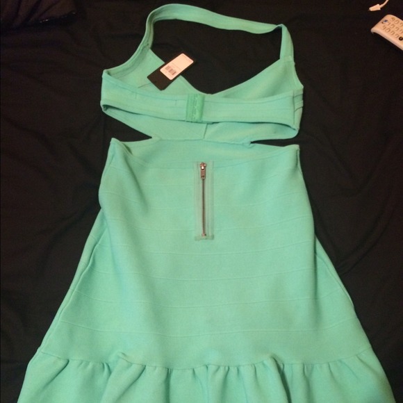 Guess Bandage dress - Picture 2 of 4