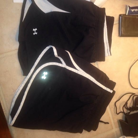 2 under armour shorts