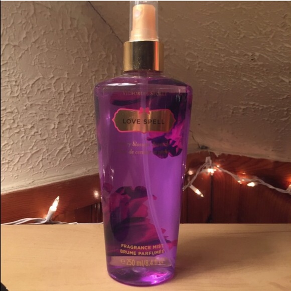 Love spell and amber romance bundle