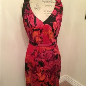 🚫sold in a bundle🚫Vibrant Tahari Dress!