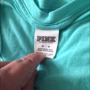 Aqua v-Neck Vs Pink Top