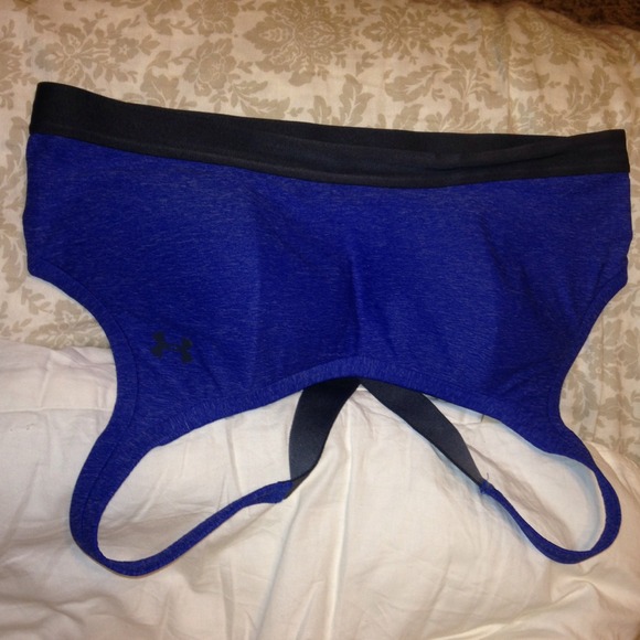 under armour sports bra