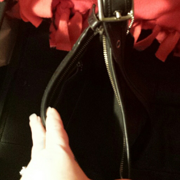 Authentic Coach - Picture 3 of 4