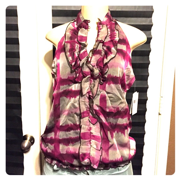 Multicolor sleeveless top by I.N. San Francisco.