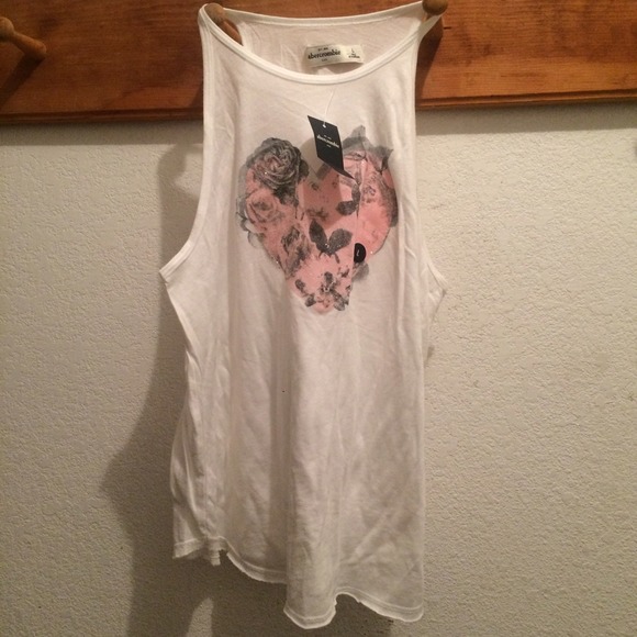 NWT Abercrombie girls large tank