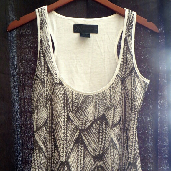 KARDASHIAN KOLLECTION Racerback black & white top