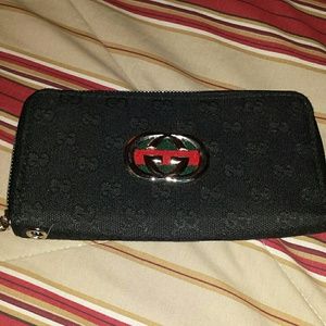 Gucci wallet