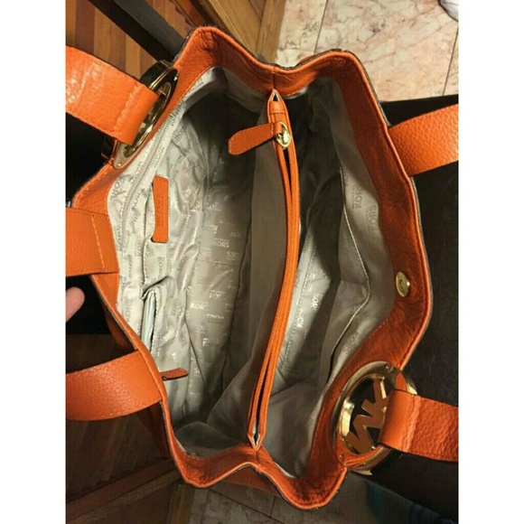 Authentic Tangerine Michael Kors - Picture 3 of 4