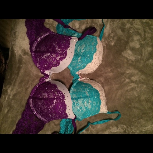 SOLD Victoria's Secret dream angel purple bra