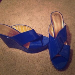 Blue BCBG wedges