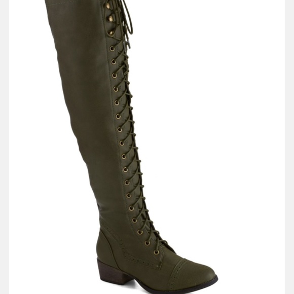 Modcloth Campsite Olive Green Boots